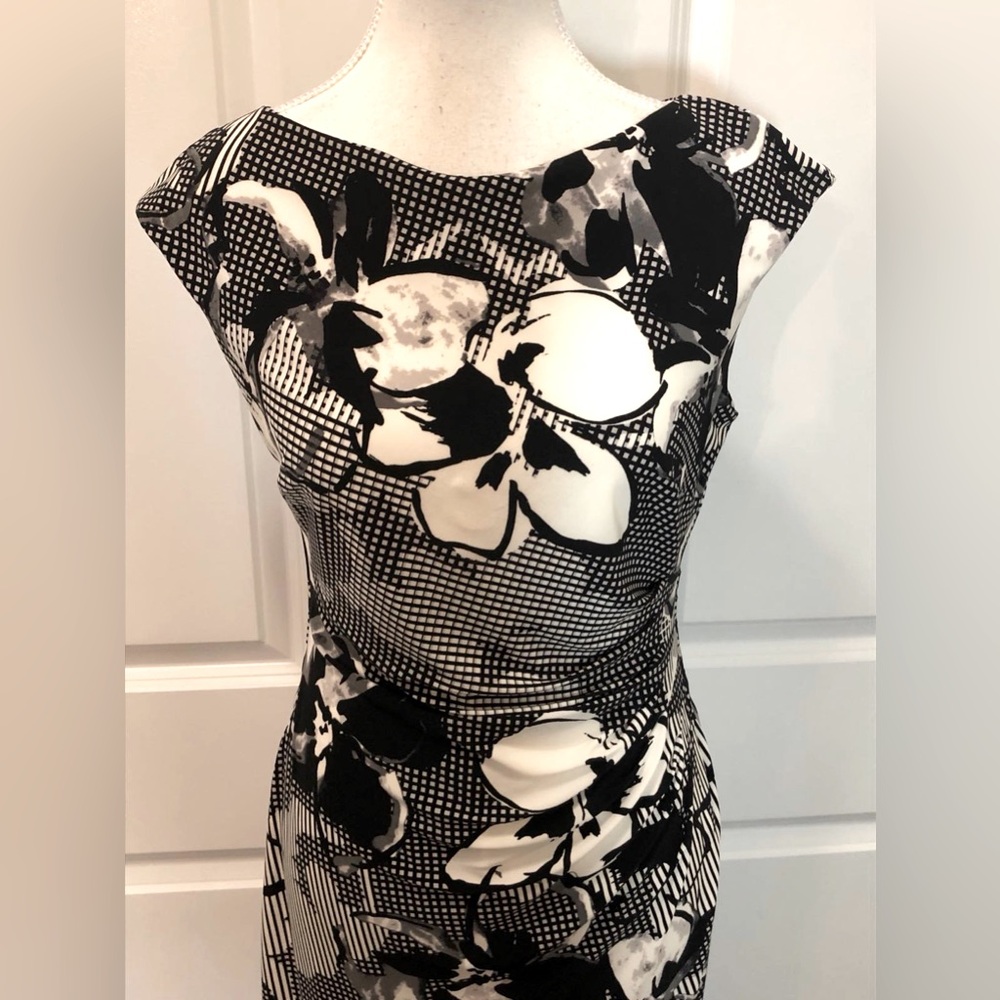 Lauren Ralph Lauren Womens sleeveless floral dress size 4 - Picture 4 of 4